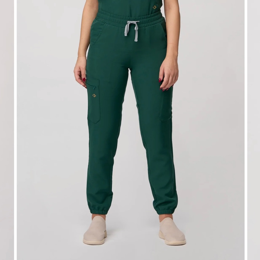 Luuna Scrubs XS Regular Nova Joggers NWT